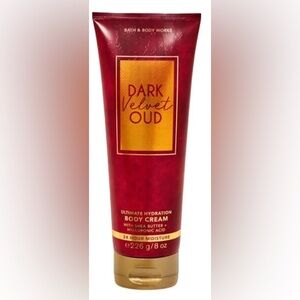 Bath & Body Works Dark Velvet Oud Body lotion  Cream - Rich Red and Gold 31